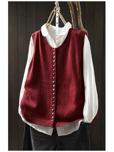 Juliette | Chic knitted waistcoat with button embellishment