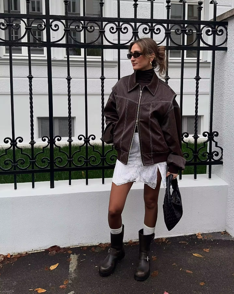 Faye | Oversized leather jacket with zip fastening