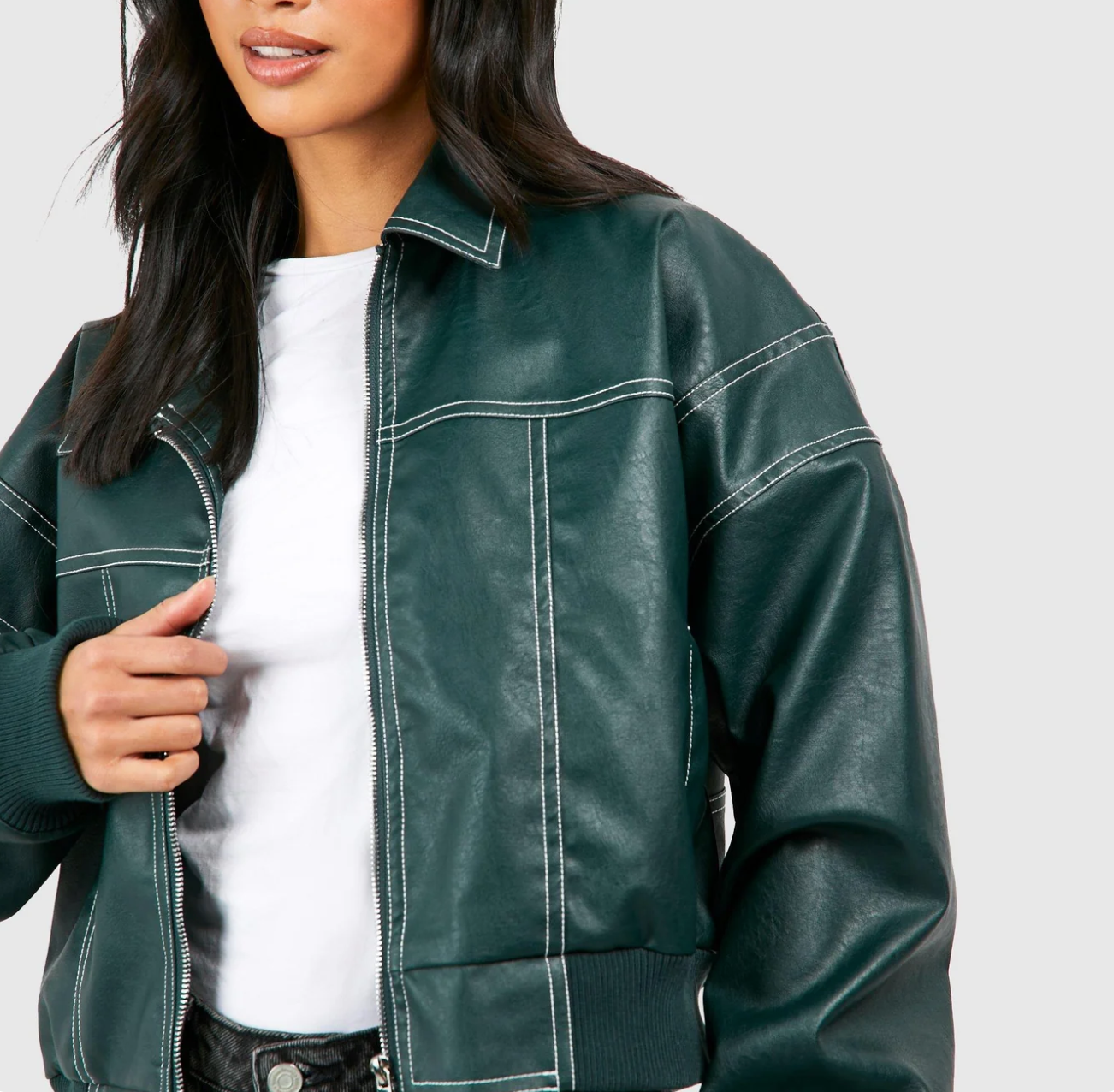 Faye | Oversized leather jacket with zip fastening