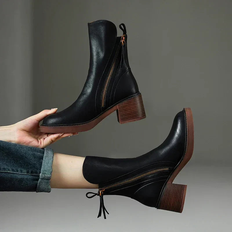 Gracia | Leather ankle boots with a timeless silhouette