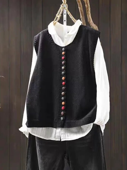 Juliette | Chic knitted waistcoat with button embellishment