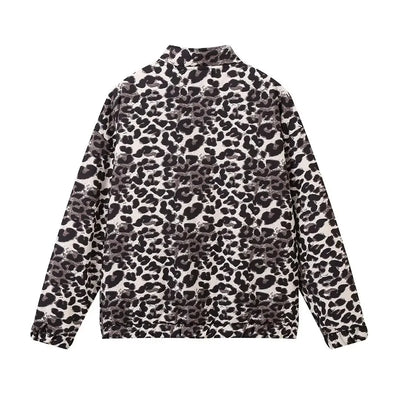 Clara | Trendy bomber jacket in a modern leopard print
