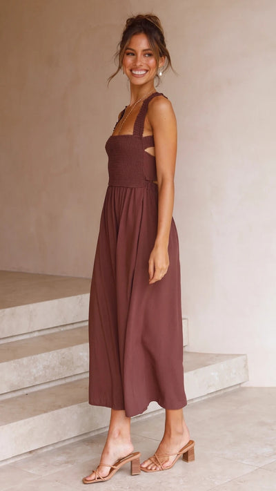 Leda | Elegant flowing maxi dress for women