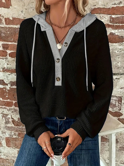 Elvira | Long-sleeved hoodie with button placket and drawstring