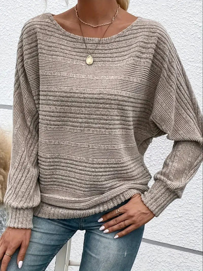 Josefine | Relaxed, single-colour sweatshirt with wide sleeves