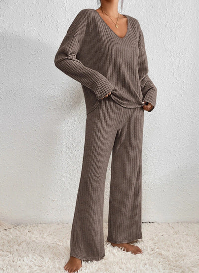 Alina | Two-piece knitwear set in a modern design