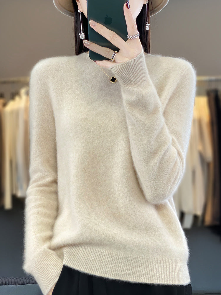 CLARA | Comfortable jumper for winter and autumn