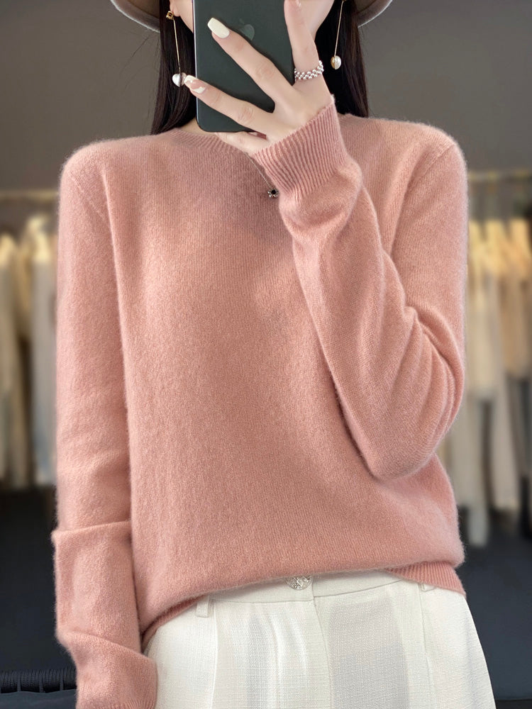 CLARA | Comfortable jumper for winter and autumn