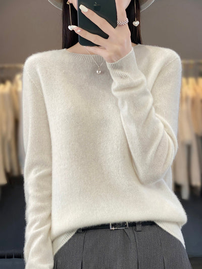CLARA | Comfortable jumper for winter and autumn