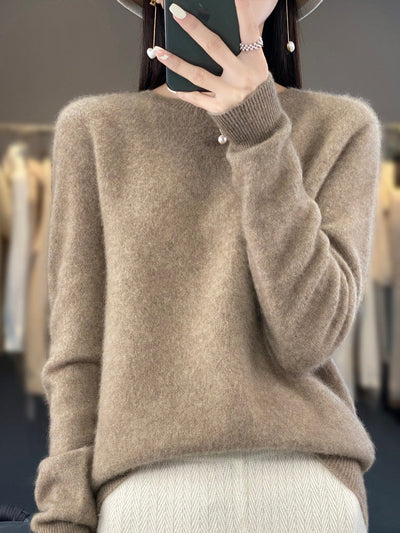 CLARA | Comfortable jumper for winter and autumn