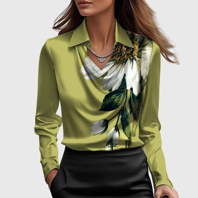 Isabella | Luxurious blouse with pleated neckline