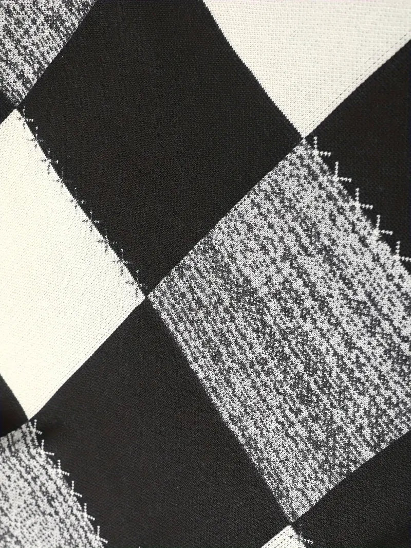 Leander | Comfortable knitted jumper with fashionable hood