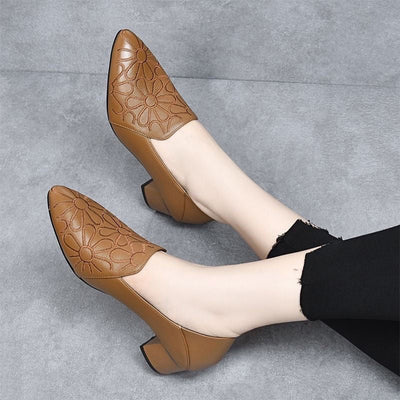 Viviane | Timeless pumps made from smooth vegan leather