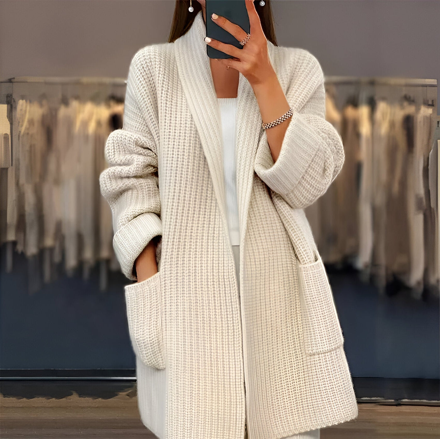 Hannah | Elegant luxury cardigan in a modern style